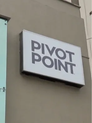 Fachada de Pivot Point